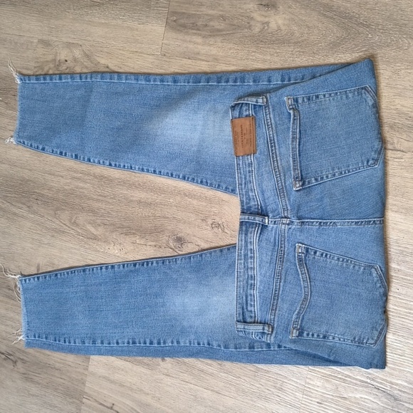 sac906🍀Low Rise Lolita Super Skinny w/25" Inseam Lucky Brand Denim Jeans - Picture 2 of 8